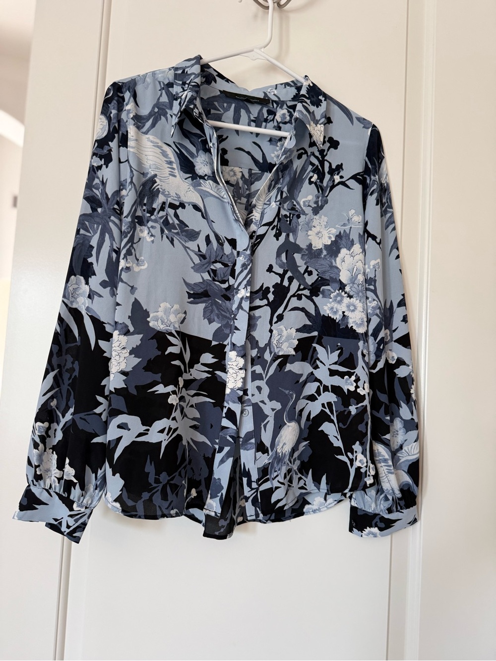 White House Black Market Light Blue & Black Floral Button-Down Shirt